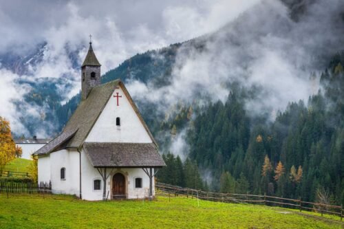 Chapelle, Nova Levante, Dolomites