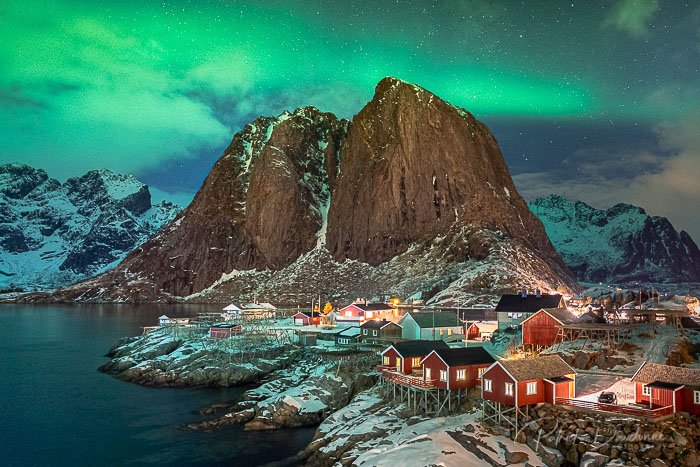 Hamnoy de nuit, Lofoten, avec aurore boréale. Une photo « iconique » réalisée en 2018.